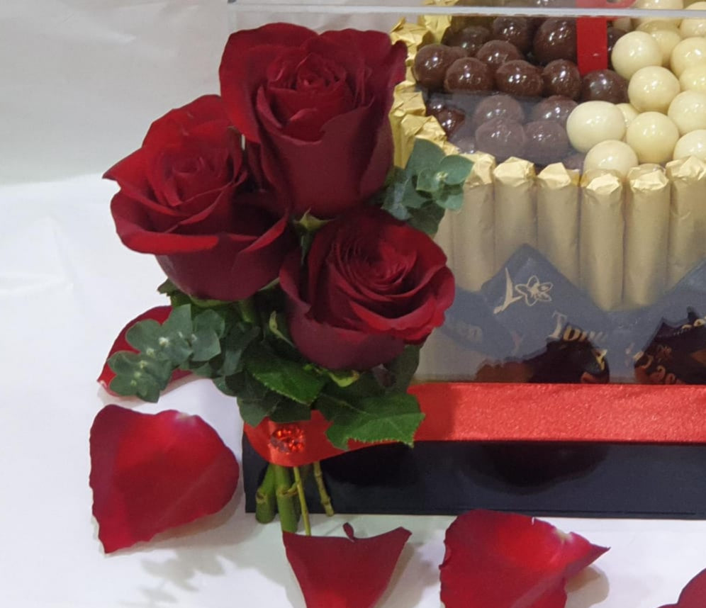 FloraChocolate box-TheFlowersHope